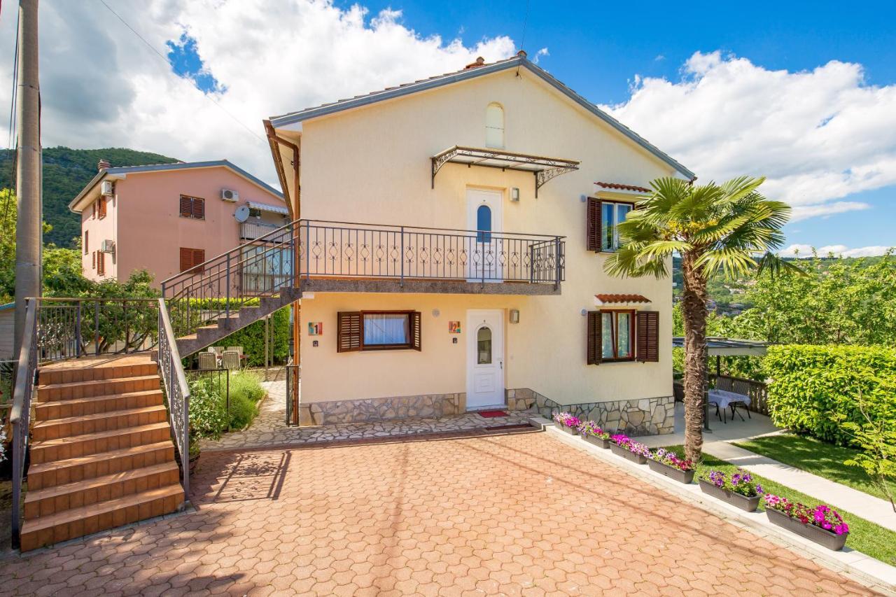 Apartments Alyss Ловран Екстер'єр фото
